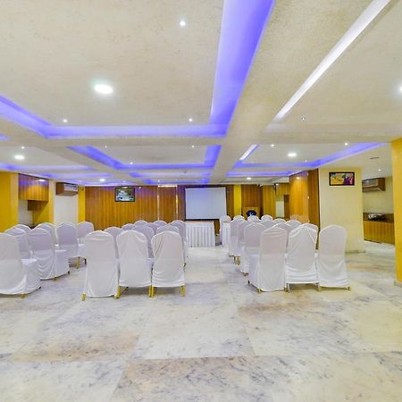 Fabhotel Kohinoor Plaza Ahmedabad Extérieur photo