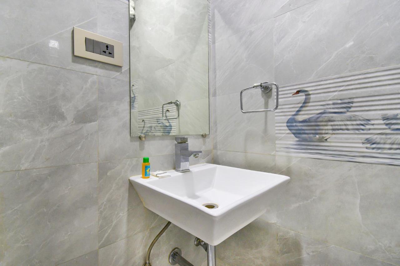 Fabhotel Kohinoor Plaza Ahmedabad Extérieur photo